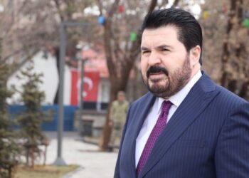 AKP’li Savcı Sayan: O sandalyelerde oturacak bir CHP’li bile kalmayacak