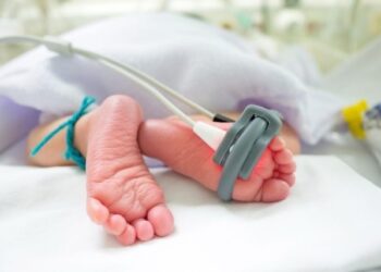 Bebeklerin hastanede karıştığı 17 yıl sonra ortaya çıktı