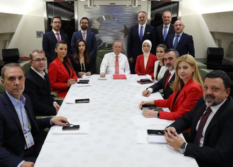 Erdoğan: CHP'ye tavsiyem sabredip, bağımsız yargının kararlarını beklemeleri 1 Erdoğan: CHP’ye tavsiyem sabredip, bağımsız yargının kararlarını beklemeleri