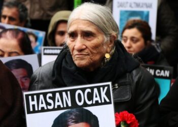 Cumartesi Anneleri’nin sembol ismi Emine Ocak yaşamını yitirdi 2 Cumartesi Anneleri’nin sembol ismi Emine Ocak yaşamını yitirdi