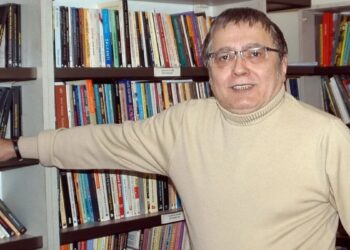Gazeteci Hikmet Çetinkaya yaşamını yitirdi