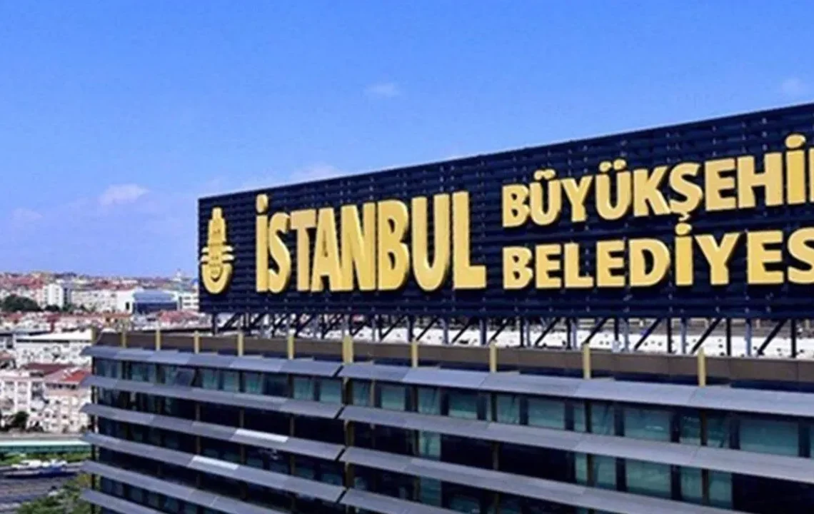 İBB’ye yeni operasyon: 12 kişi gözaltına alındı 1 İBB soruşturmasında 8 kişi daha tutuklandı