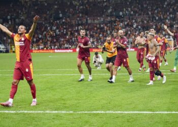 Ve Leroy Sane sahnede: Galatasaray, Strasbourg’u 3 golle geçti