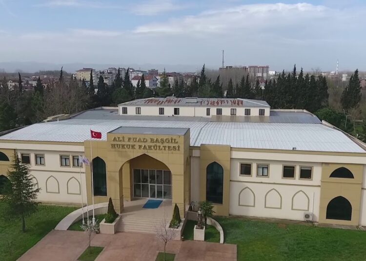 Hukuk fakültelerine girişte yeni ‘şart’ getirildi 1 Hukuk fakültelerine girişte yeni ‘şart’ getirildi