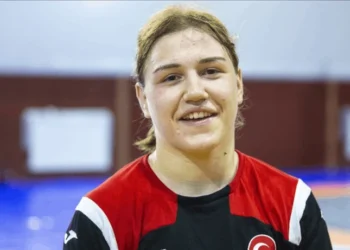 Milli güreşçi Beyza Nur Akkuş altın madalya kazandı