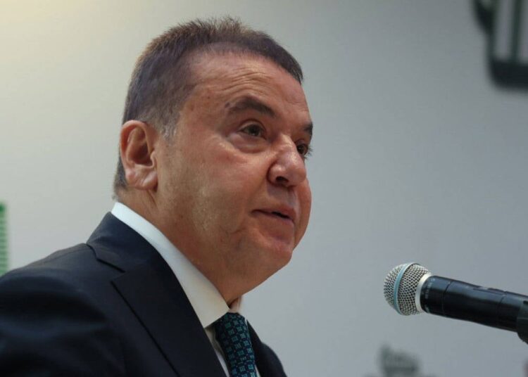 Hastaneye kaldırılan Muhittin Böcek, yeniden cezaevine gönderildi