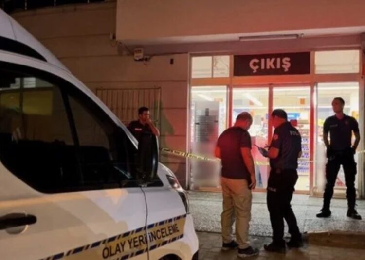 Markette tartıştığı kadını silahla yaraladı 1 Markette tartıştığı kadını silahla yaraladı