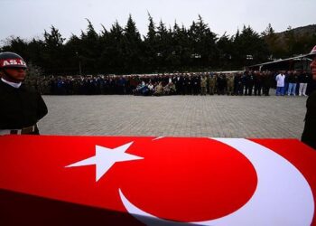 Kayalık bölgeden düşen uzman çavuş şehit oldu