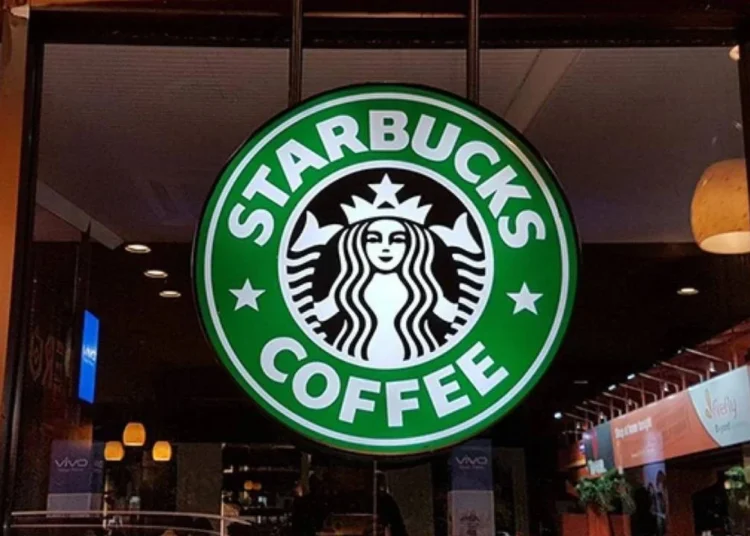 Starbucks’ın küresel satışları düştü