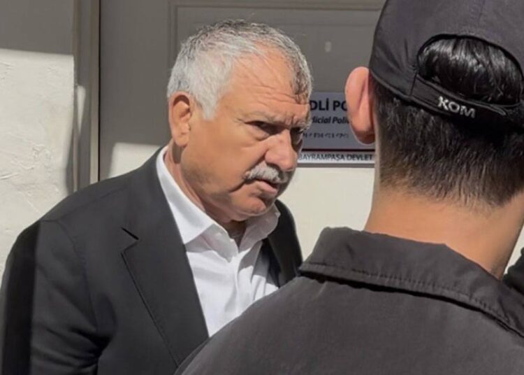 Adana Büyükşehir Belediye Başkanı Karalar tahliye edildi 1 Zeydan Karalar: Siyasi bir operasyon olduğunu düşünüyorum