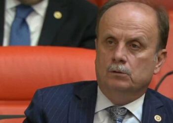 AK Parti’li vekilden ‘sahte diploma’ skandalı yorumu: “Dünyanın her yerinde olabilecek bir korsanlık”