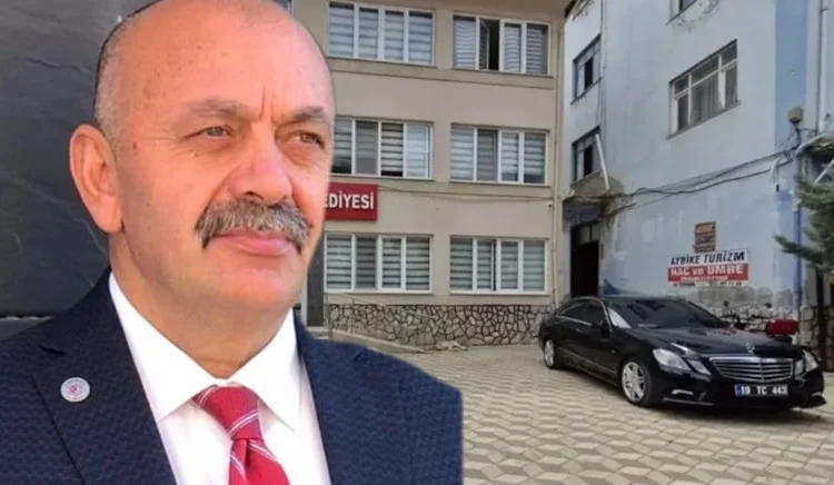 Küçük ilçeye lüks Mercedes almıştı: O başkan tepkiler sonrası makam aracını satışa çıkardı