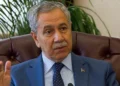 AK Parti’ye seslenen Arınç: Sistemi düzeltin, liyakate ve istişareye önem verin 12 Bülent Arınç’tan o gazeteye sert tepki: ‘Utanmaz gazete, ahlaktan, edepten yoksun’