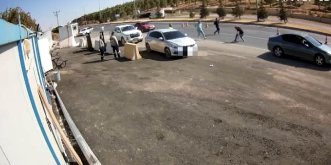Polise çarpıp kaçan avukattan uyuşturucu çıktı 1 Polise çarpıp kaçan avukattan uyuşturucu çıktı