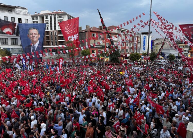 Özgür Özel: ‘Ant olsun ki AK Toros çetesini dağıtacağız’