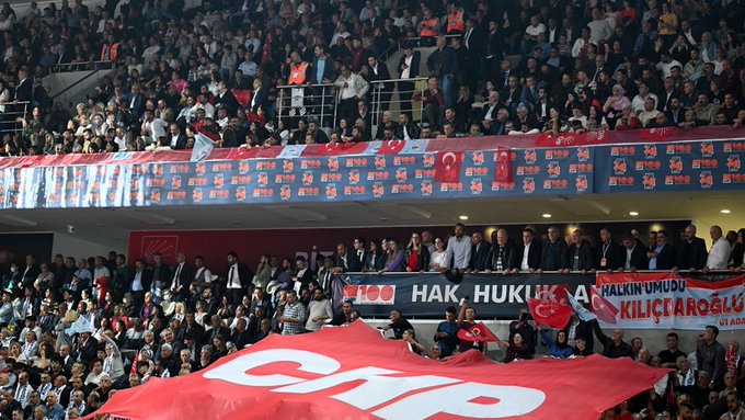 CHP'nin kongre sancısı: Üç il başkanlığından sandık kurmama kararı 1 CHP’nin kongre sancısı: Üç il başkanlığından sandık kurmama kararı