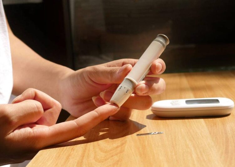 Dünyanın ilk akıllı telefon testi, diyabeti 10 dakikada saptıyor