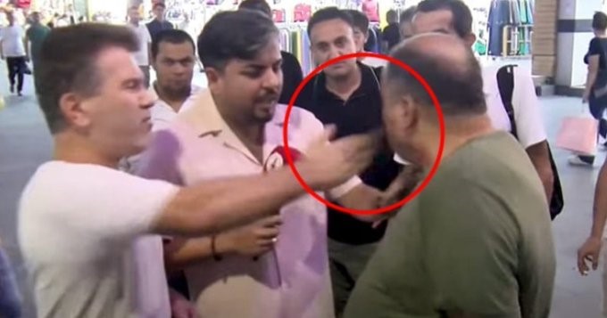 Sokak röportajında Atatürk'e 'Ermeni' dedi, meydan dayağı yedi 1 Sokak röportajında Atatürk’e ‘Ermeni’ dedi, meydan dayağı yedi