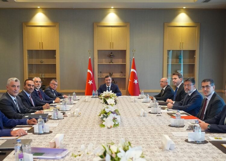 Ekonomi yönetiminden “mali disiplinden ödün verilmeyecek” açıklaması