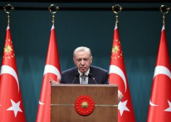 Erdoğan: Bizim Filistin hassasiyetimizi sorgulamak sizin ne haddinize?