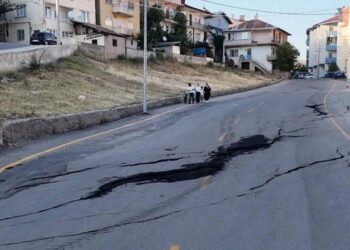 Erzurum’da heyelan: 70 ev boşaltıldı