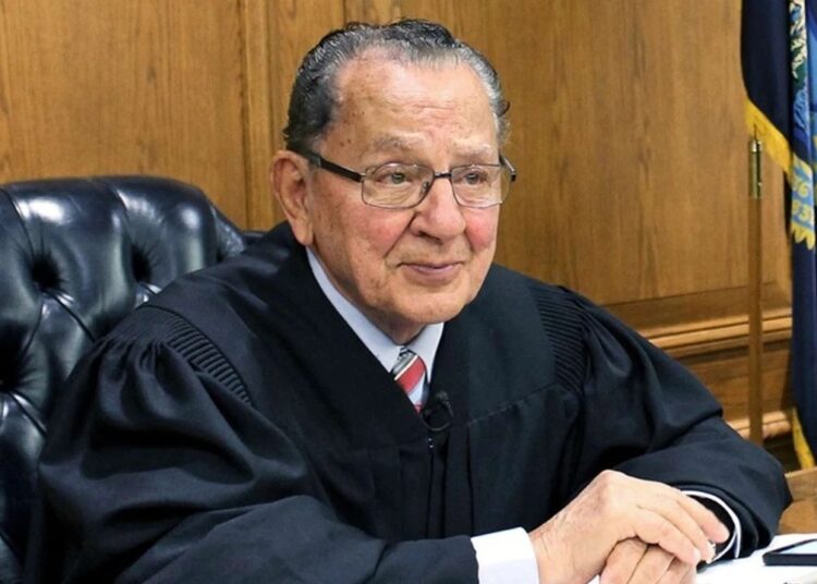 Vahap Aktaş yazdı I Hukuk, Adalet ve İnsan Onuru: Frank Caprio