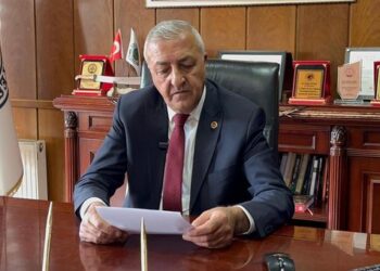 Göle Belediye Başkanı Budak, CHP’den istifa etti