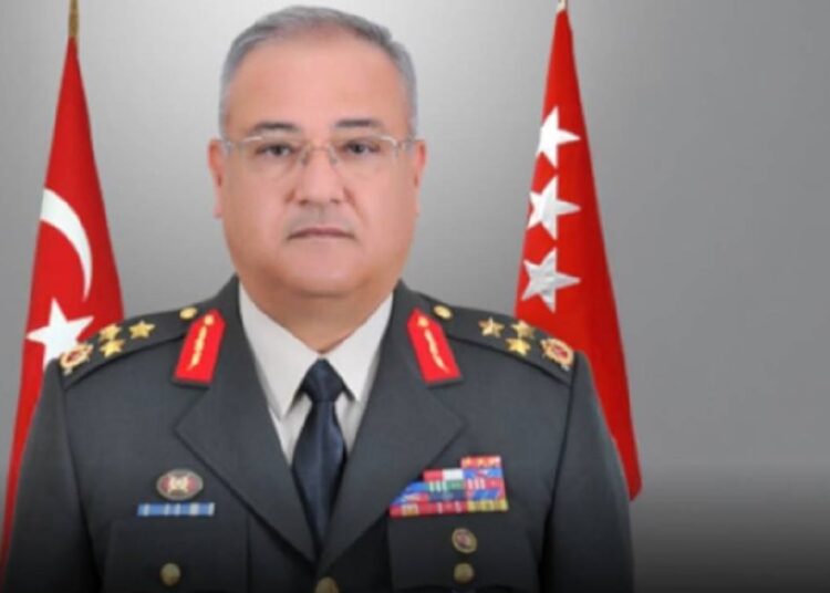 3. Ordu Komutanlığı’na atanmıştı, emekliliğini istedi 1 3. Ordu Komutanlığı’na atanmıştı, emekliliğini istedi