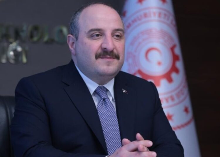 AK Parti’li Mustafa Varank’ı sinirlendiren 'not ortalaması' mesajı: Siyasi kariyerini bitirme sözü verdi 1 AK Parti’li Mustafa Varank’ı sinirlendiren ‘not ortalaması’ mesajı: Siyasi kariyerini bitirme sözü verdi