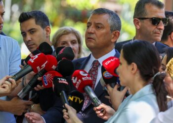 Özgür Özel: Bahçeli’nin açıklamalarını kıymetli buluyoruz, çağrısı kıymetlidir