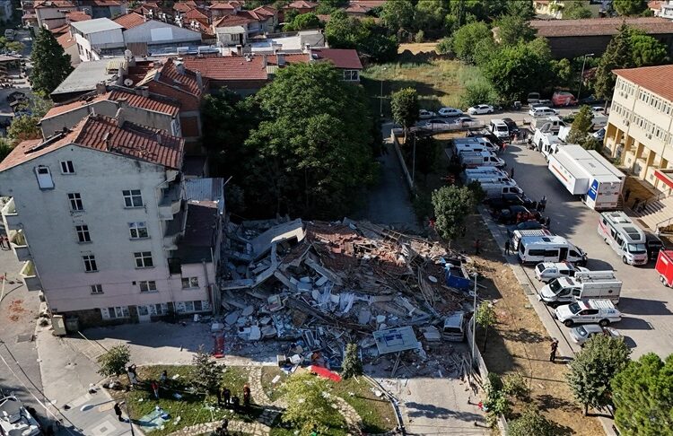Hüsnü Yusuf Turabiç yazdı I Sındırgı 6.1’in mesajı! 1 Hüsnü Yusuf Turabiç yazdı I Sındırgı 6.1’in mesajı!