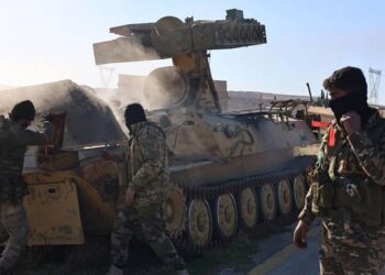 Halep’te HTŞ ile YPG arasında çatışma