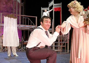 İBB Şehir Tiyatroları Ağustos'ta üç farklı oyun sergileyecek 4 İBB Şehir Tiyatroları Ağustos’ta üç farklı oyun sergileyecek