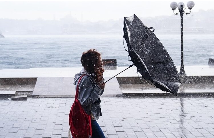 İstanbul için fırtına uyarısı yapıldı