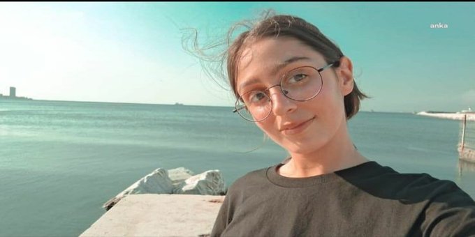 14 yaşındaki Zeynep, serum tedavisi sonrası hayatını kaybetti 1 14 yaşındaki Zeynep, serum tedavisi sonrası hayatını kaybetti