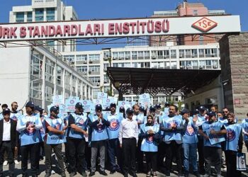 TSE grevine 60 günlük yasak: Gerekçe "milli güvenliği bozucu" görülmesi 4 TSE grevine 60 günlük yasak: Gerekçe “milli güvenliği bozucu” görülmesi