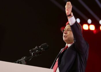 Ekrem İmamoğlu’nun kurultay mesajı: Zalimin zulmü varsa mazlumun yüreği var