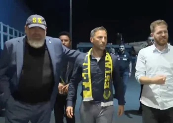 Fenerbahçe’nin yeni teknik direktörü Tedesco İstanbul’da geldi