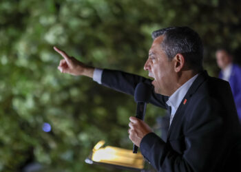 Özgür Özel’den Erdoğan’a: Trump’ın oğluyla lobi şirketleri üzerinden iş tutuyorlar