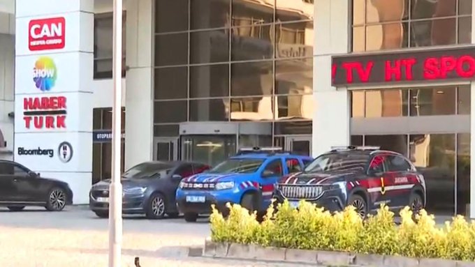 Gazeteci İsmail Saymaz: Habertürk'e operasyon 1 haftadır bekleniyordu 1 Gazeteci İsmail Saymaz: Habertürk’e operasyon 1 haftadır bekleniyordu
