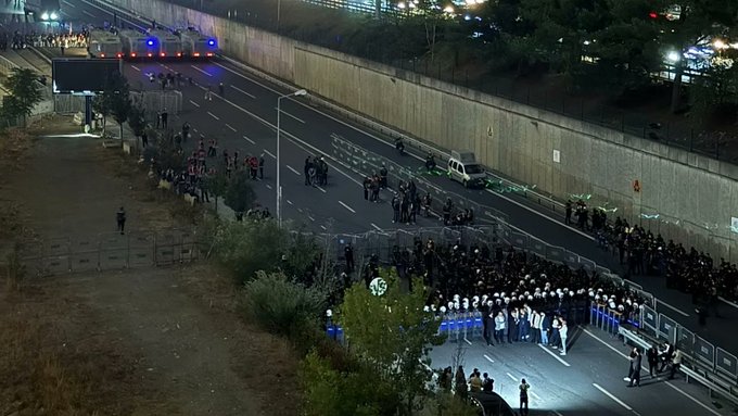 Eski AK Parti'li vekil: 'Bütün seçimleri iptal edin ve hepimizi bu eziyetten kurtarın' 1 Eski AK Parti’li vekil: ‘Bütün seçimleri iptal edin ve hepimizi bu eziyetten kurtarın’