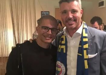 Alex de Souza’dan Sadettin Saran’a tebrik paylaşımı