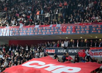 CHP kurultay davasında 3 karar bekleniyor: İptal, tedbir veya geçici yönetim
