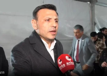 CHP’li Özgür Çelik: CHP üyelerinin il binasına gelmesi suç değildir