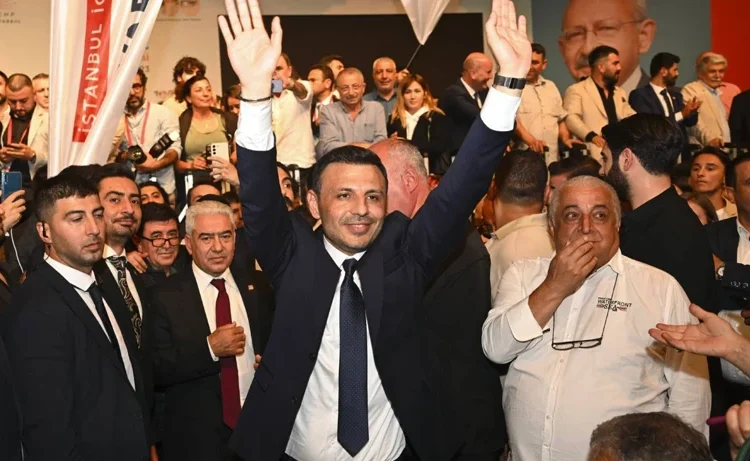 CHP, olağanüstü kongre sürecini hızlandırdı: İmza sayısı 500'ü geçti 1 CHP, olağanüstü kongre sürecini hızlandırdı: İmza sayısı 500’ü geçti