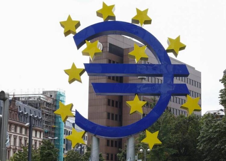 Euro Bölgesi'nde yıllık enflasyon yüzde 2 arttı 1 Euro Bölgesi’nde yıllık enflasyon yüzde 2 arttı