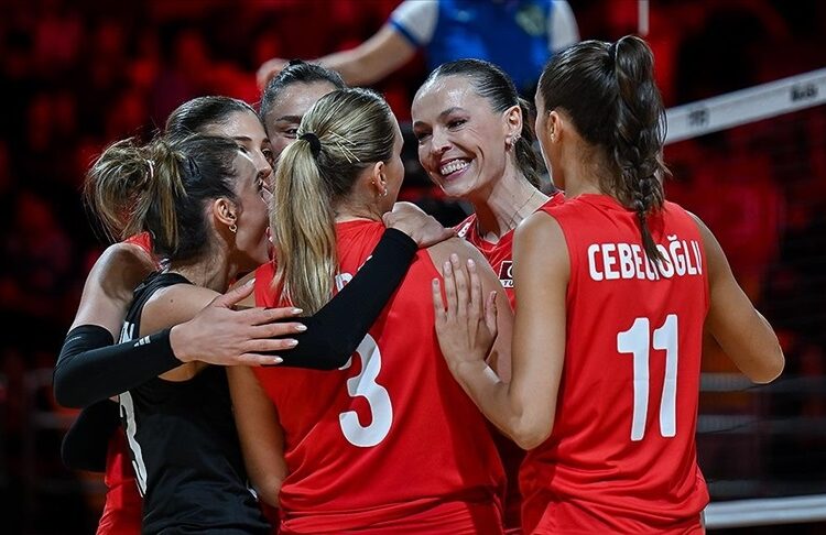 Slovenya’yı yenen Filenin Sultanları çeyrek finalde 1 Slovenya’yı yenen Filenin Sultanları çeyrek finalde