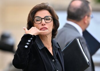Lüks takılarını bildirmeyen Fransız Bakan hakkında soruşturma başlatıldı