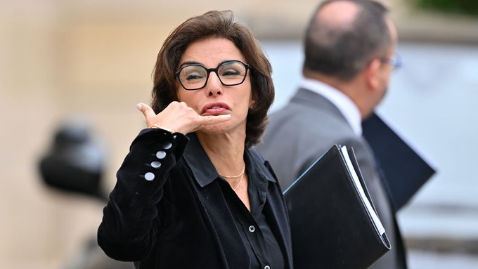 Lüks takılarını bildirmeyen Fransız Bakan hakkında soruşturma başlatıldı 1 Lüks takılarını bildirmeyen Fransız Bakan hakkında soruşturma başlatıldı