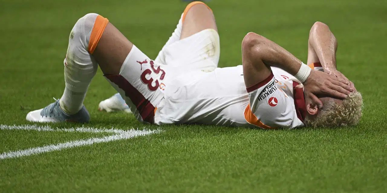 Almanya'da tarihe geçen hezimet: Öne geçen Galatasaray, 5-1 yenildi 2 Almanya'da tarihe geçen hezimet: Öne geçen Galatasaray, 5-1 yenildi